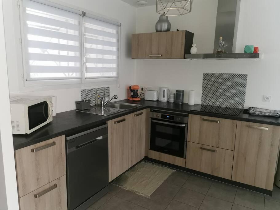 Saint-André-de-Cubzac Jolie Maison Entiere Avec 3 Chambres Centre Ville מראה חיצוני תמונה